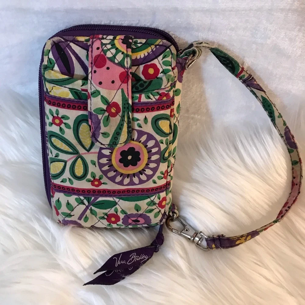 Vera Bradley wristlet phone wallet‎ floral pattern